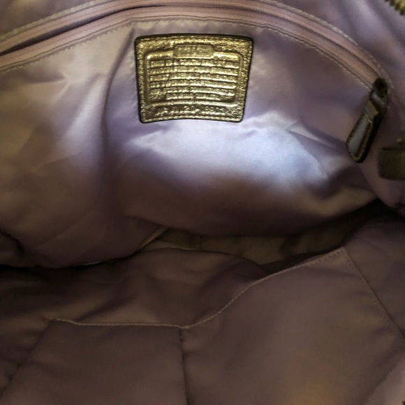 Authentic Coach - Picture 4 of 4